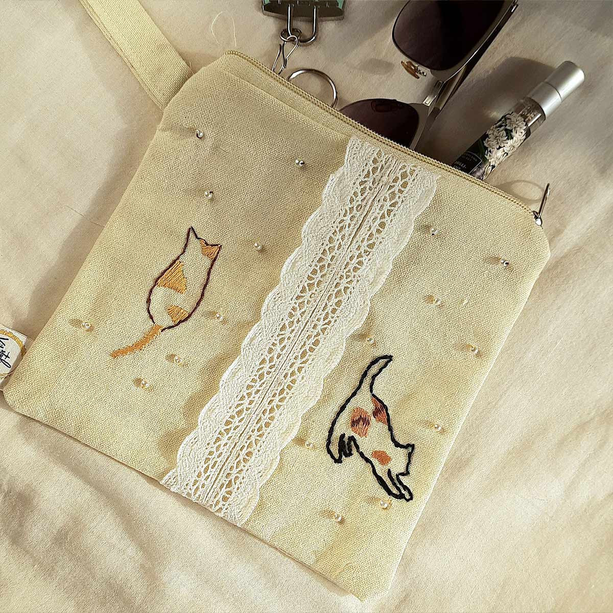 'Two Calicos' Embroidered Travel Pouch