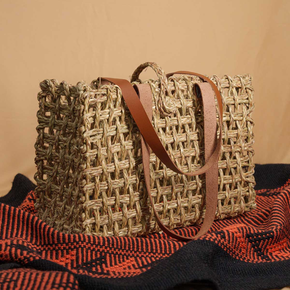 Sabai Grass Small Natural Tote